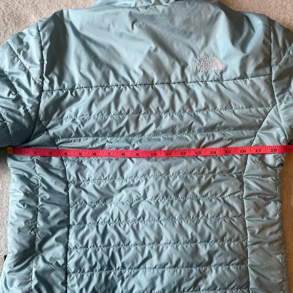 North Face reversible jacket, baby blue and gray. Girls size 18